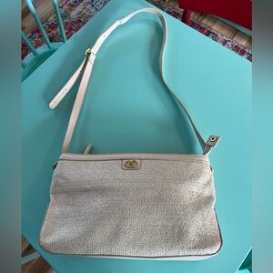 Etienne Aigner Vintage GUC light tan with a tight woven straw.